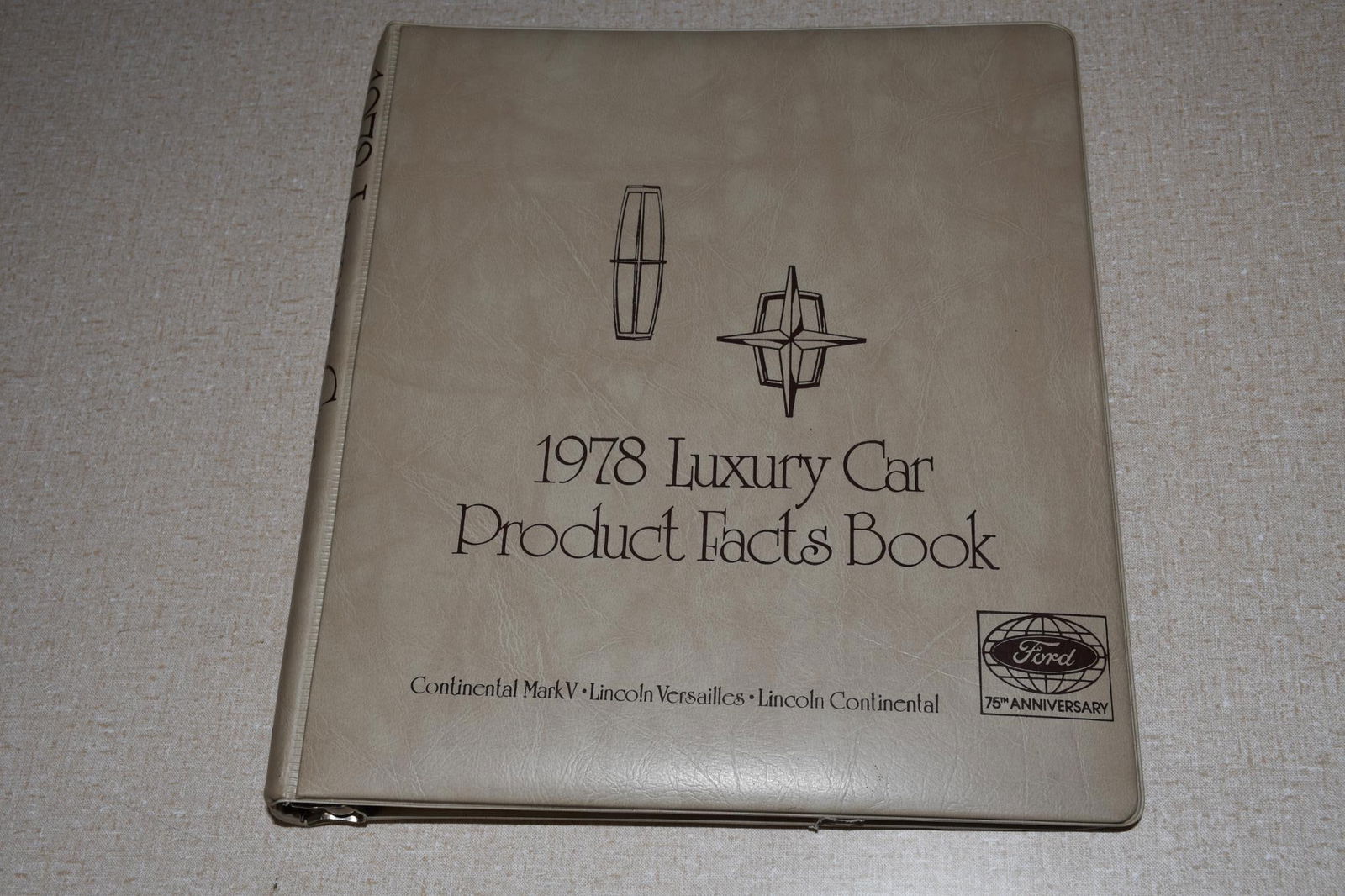 1978 Lincoln Product Facts Dealer Book Album Mark V Continental Versailles (1 of 3)
