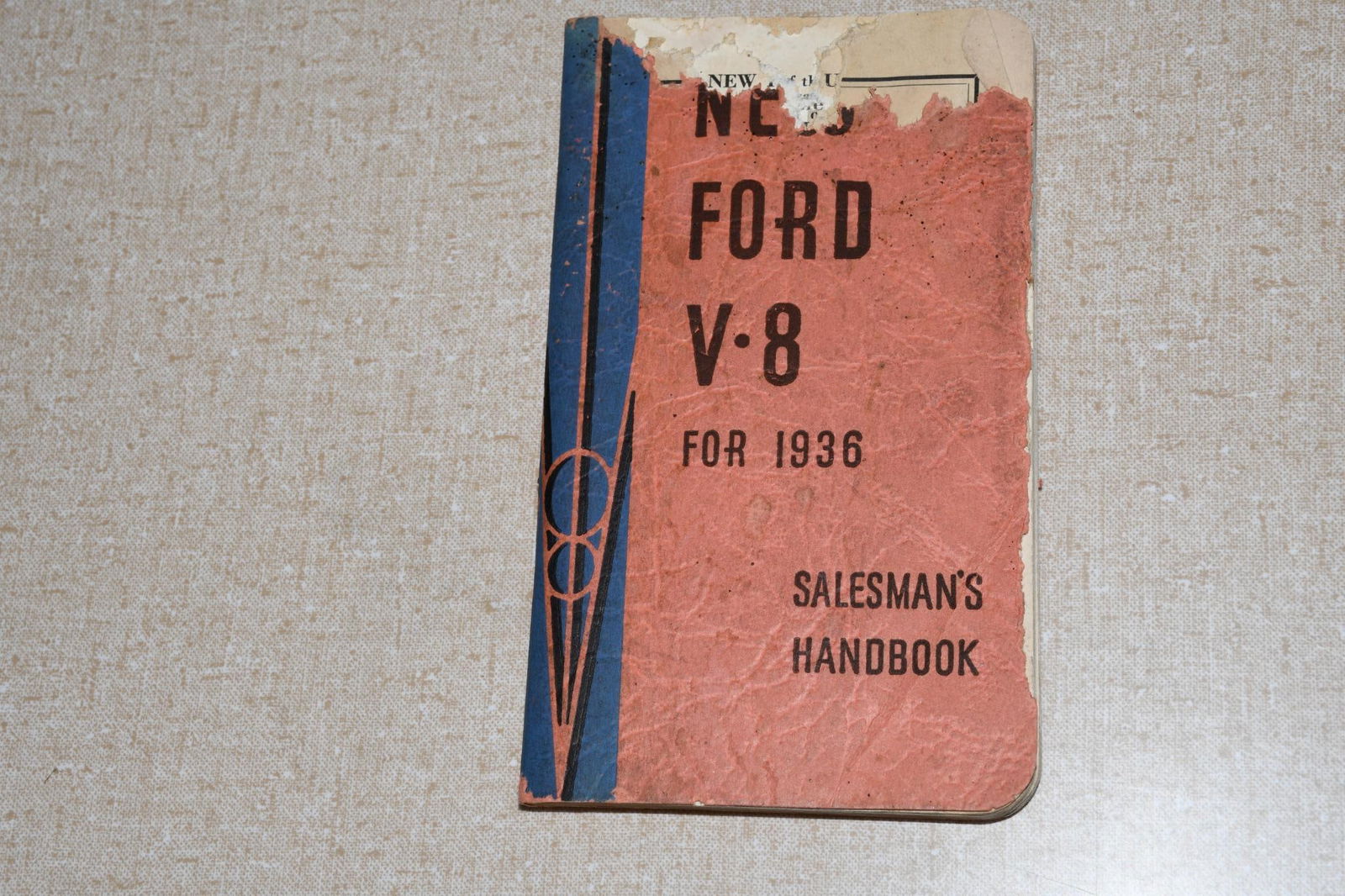 1936 Ford V8 Salesmans Handbook Data Facts Book Sedan Coupe Roadster Phaeton (1 of 6)