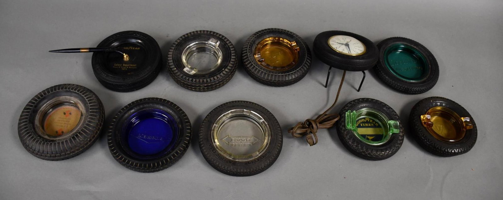 10-Tire Ashtrays, Clock & Pen Holder (1 of 4)