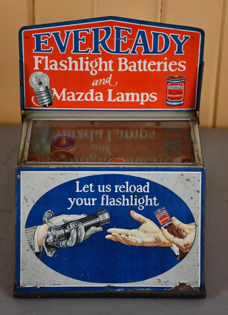 Eveready Flashlight Batteries Metal Counter-Top Point of Sale Display Case (TAC) (1 of 7)