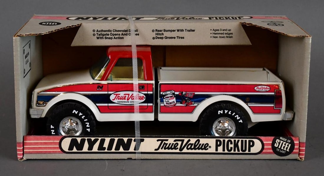True Value Pickup Truck NIB by Nylint: Box & Toy have excellent color, very nice condition, clean, great example