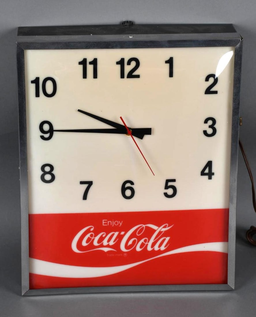 Enjoy Coca-Cola w/Wave Logo Lighted Clock (1 of 4)