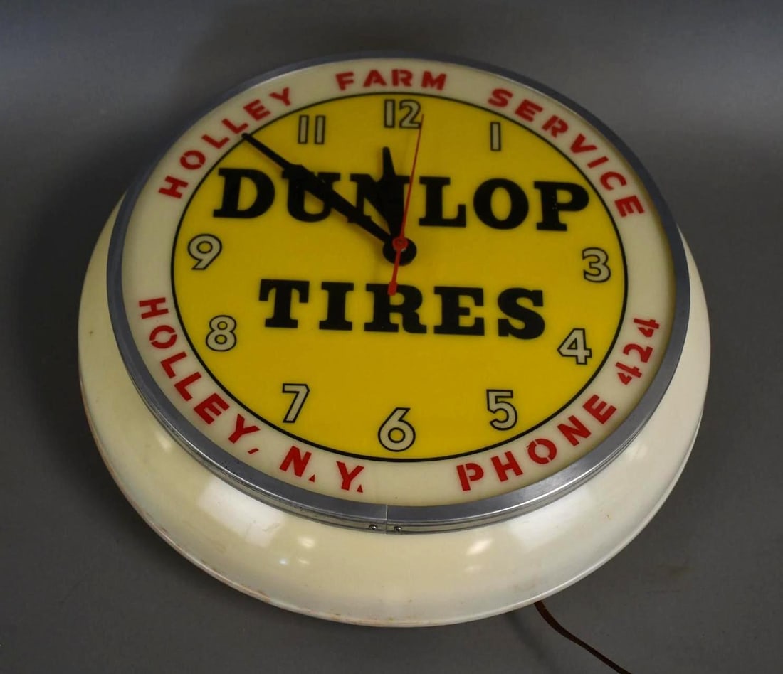 Dunlop Tires "Holley Farm Service" Lighted Clock (1 of 5)