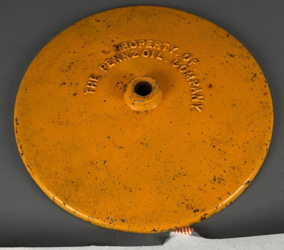 Pennzoil Cast Iron Curb Sign Base (1 of 2)