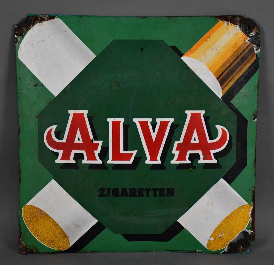 Alva Zigaretten Porcelain Sign (TAC): rated 7, 19.25"x19.25", the SSP domed sign has good color, no gloss, chips around the perimeter. TAC #046128
