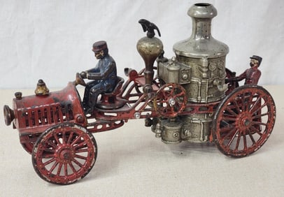 Hubley No. 554 Auto Fire Engine Cast Iron Toy