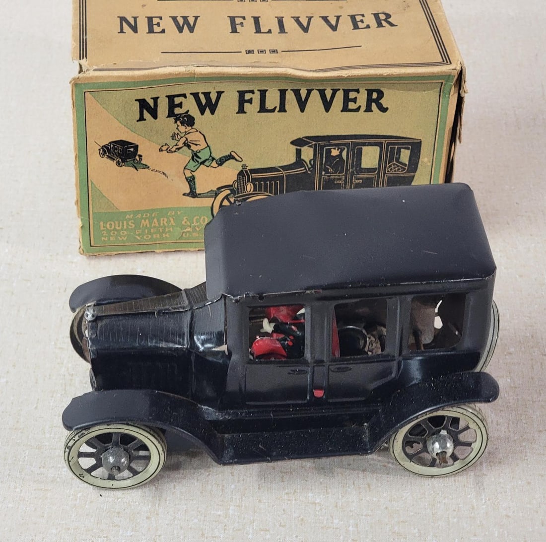 Marx New Flivver (Model-T) Sedan w/Box (1 of 9)