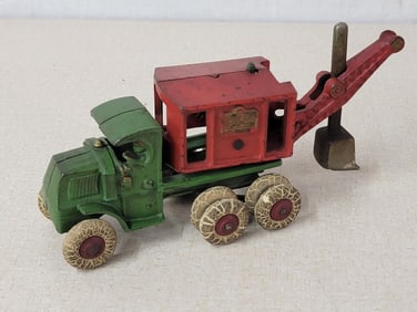 Hubley "General" Cast Iron Steam Shovel