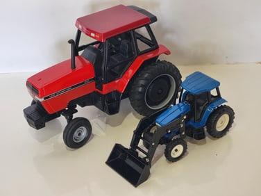 Ertl Case International 5120 Toy Tractor