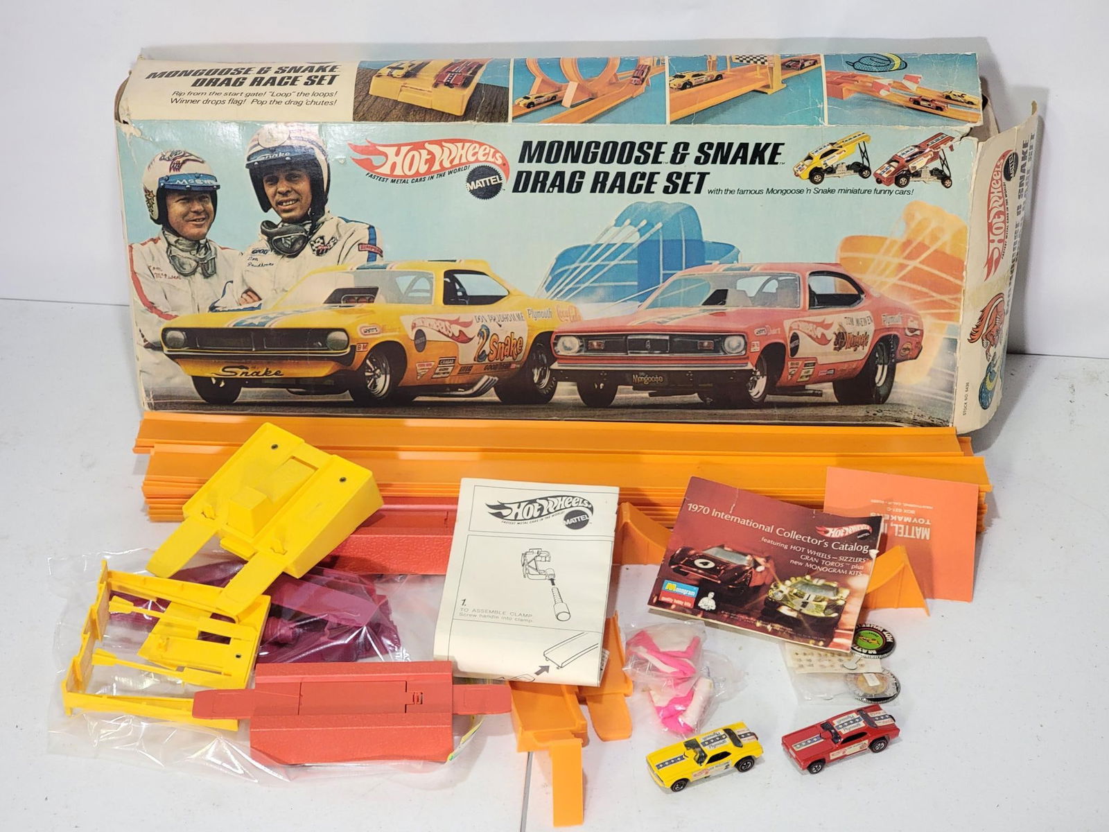 Original Hot Wheels Mongoose & Snake Drag Race Set w/Cars & Box (1 of 16)
