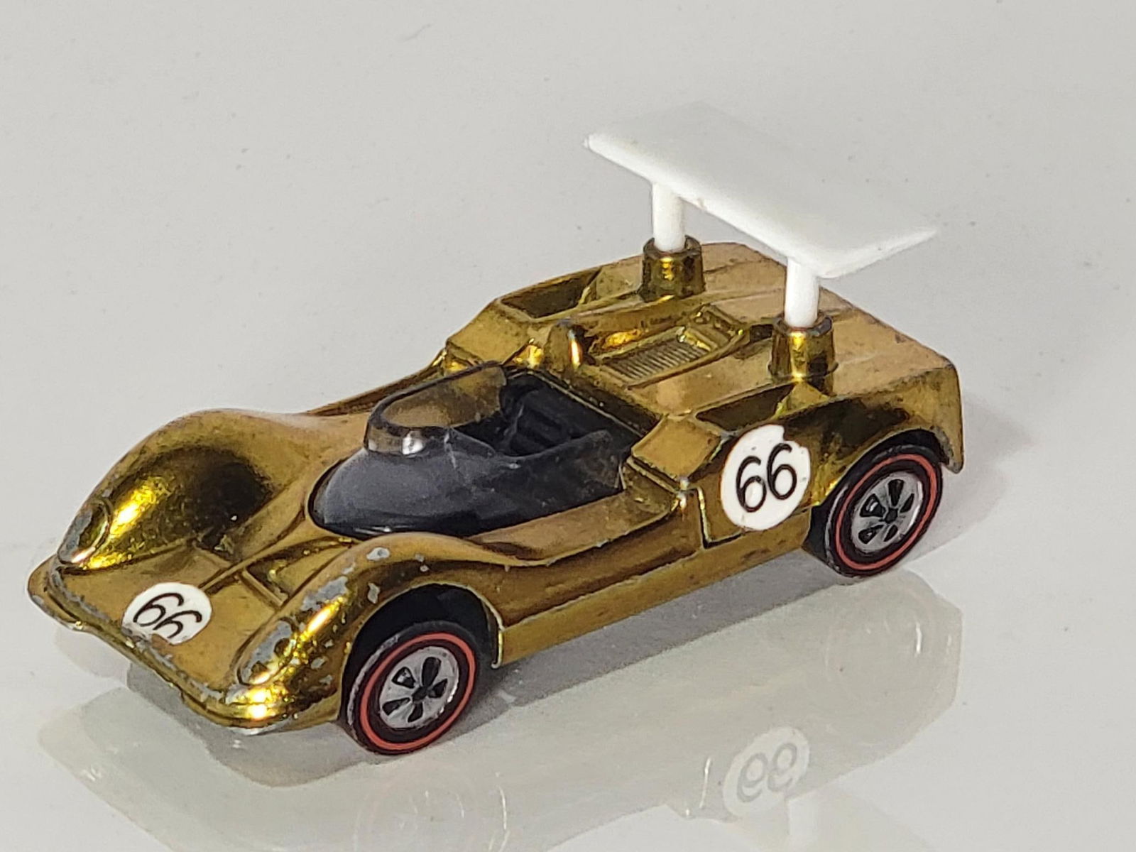 Hot Wheels Red Line Chaparral (1 of 4)