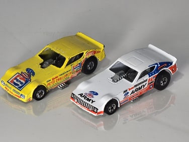 Hot Wheels Army & Pepsi Funny Cars