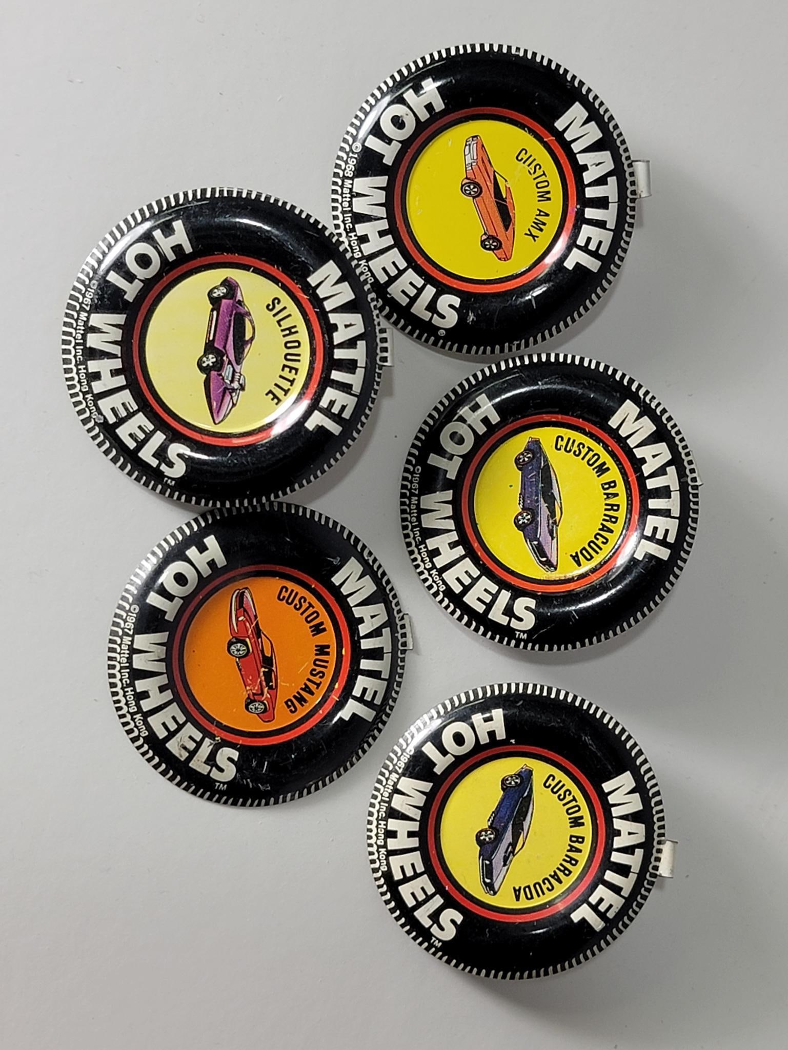 5-Hot Wheels Redlines Buttons (1 of 2)