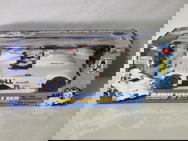 BMW V12 LMR Radio Control Race Car NIB