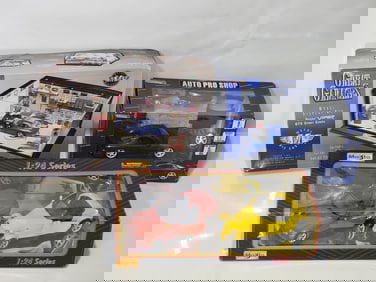 5-Diecast Automobiles Display NIB
