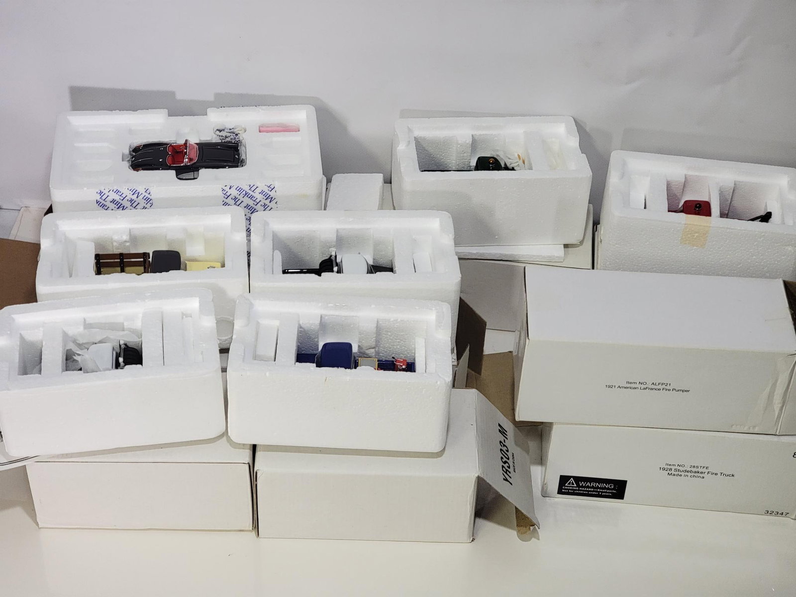 9-1/43 Scale Franklin Mint & Others Vehicles: rated 9.5, all are new in the box.
