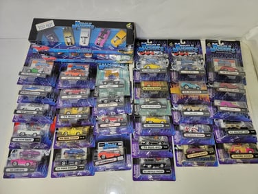 29+Muscle Machines & Sets 1/64 Scales