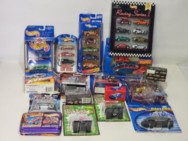 15+ Mostly Hot Wheels Sets & Racing Champions