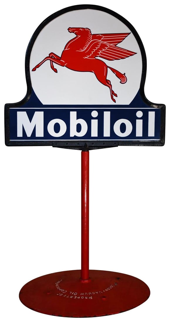 Mobiloil w/Pegasus Porcelain Key-Hole Curb Sign (TAC) (1 of 10)