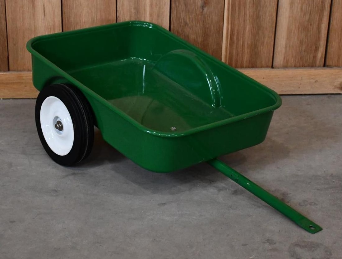 Oliver Pedal Tractor Wagon (1 of 3)