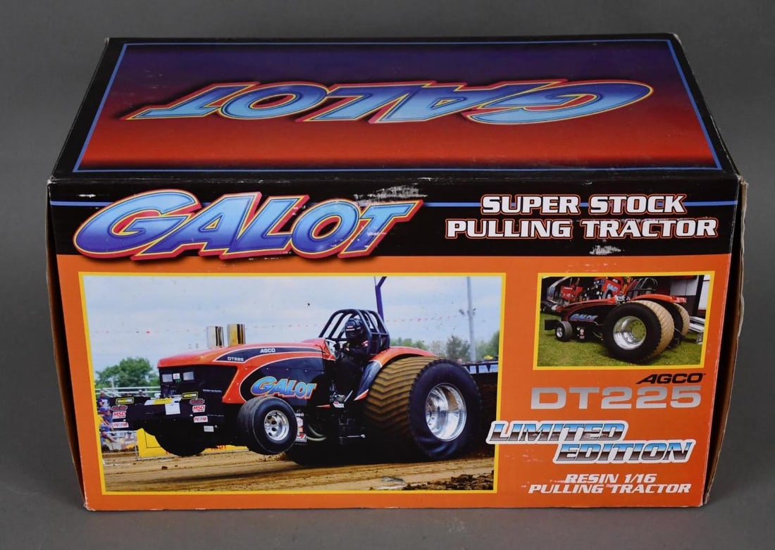 AGCO DT225 "GALOT" Pulling Tractor by Spec Cast (1 of 3)