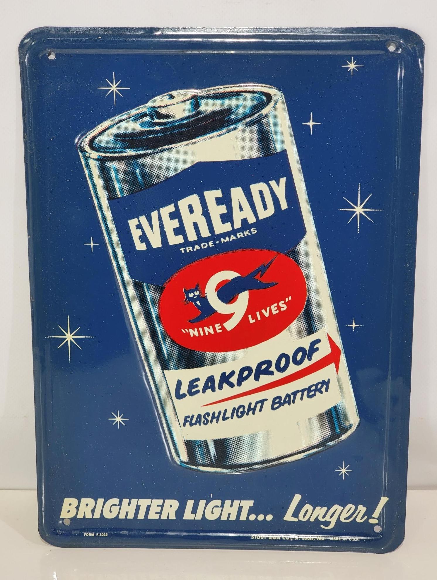 Eveready Leakproof Flashlight Battery Metal Sign (TAC) (1 of 3)