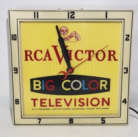 RCA Victor Big Color Television w/Logo Plastic Clock