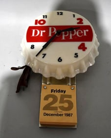 Dr. Pepper 10-2-4 Lighted Clock w/ Calendar