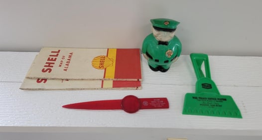 Lot of Texaco Items and Shell Maps