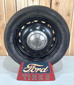 Ford Tires w/V-8 Metal Tires Stand (TAC)