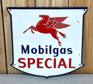 Mobilgas Special w/Pegasus Porcelain Sign (TAC)