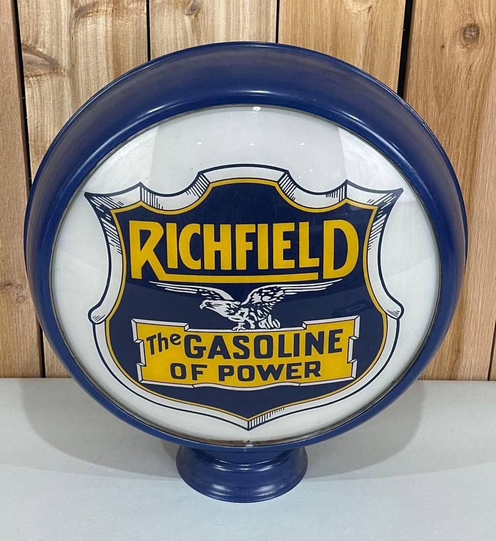 Richfield w/Eagle Logo "The Gasoline of Power" 15" Single Lens: rated 9+, the single 15"D. lens is in good condition, mounted in a new metal globe body.
