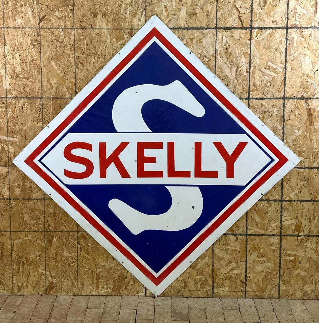Skelly (medium) (gasoline) Logo Porcelain Sign (1 of 4)