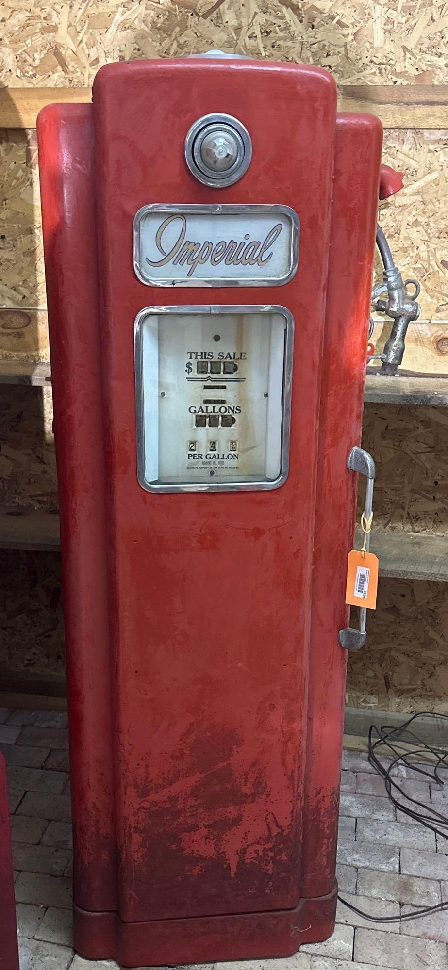 Wayne Model #70 Computing Gas Pump (1 of 8)