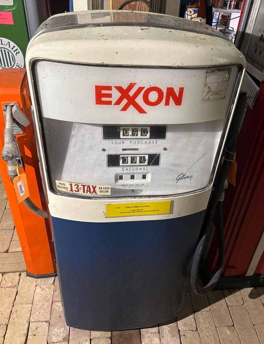 Gilbarco Model #1006 Computing Gas Pump (1 of 6)