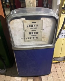 Gilbraco Model #124 Computing Gas Pump