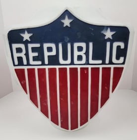 Republic Three Sided One Piece Gas Pump Globe
