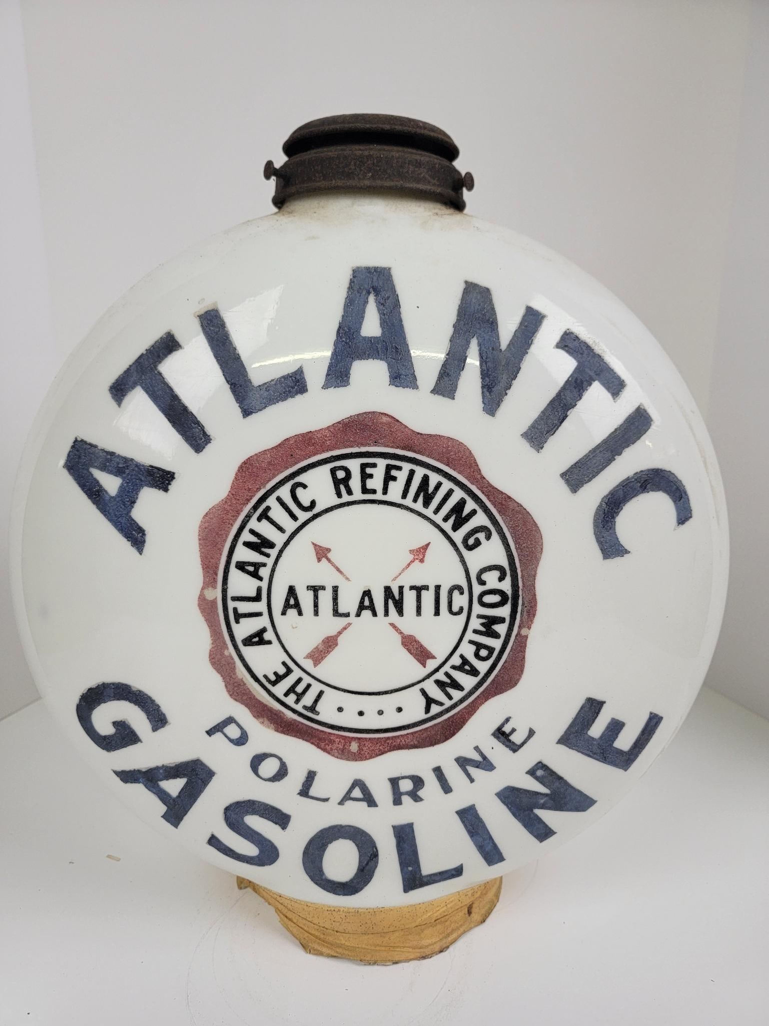 Atlantic Polarine Gasoline One Piece Etched Chimney Cap Gas Pump Globe (1 of 7)