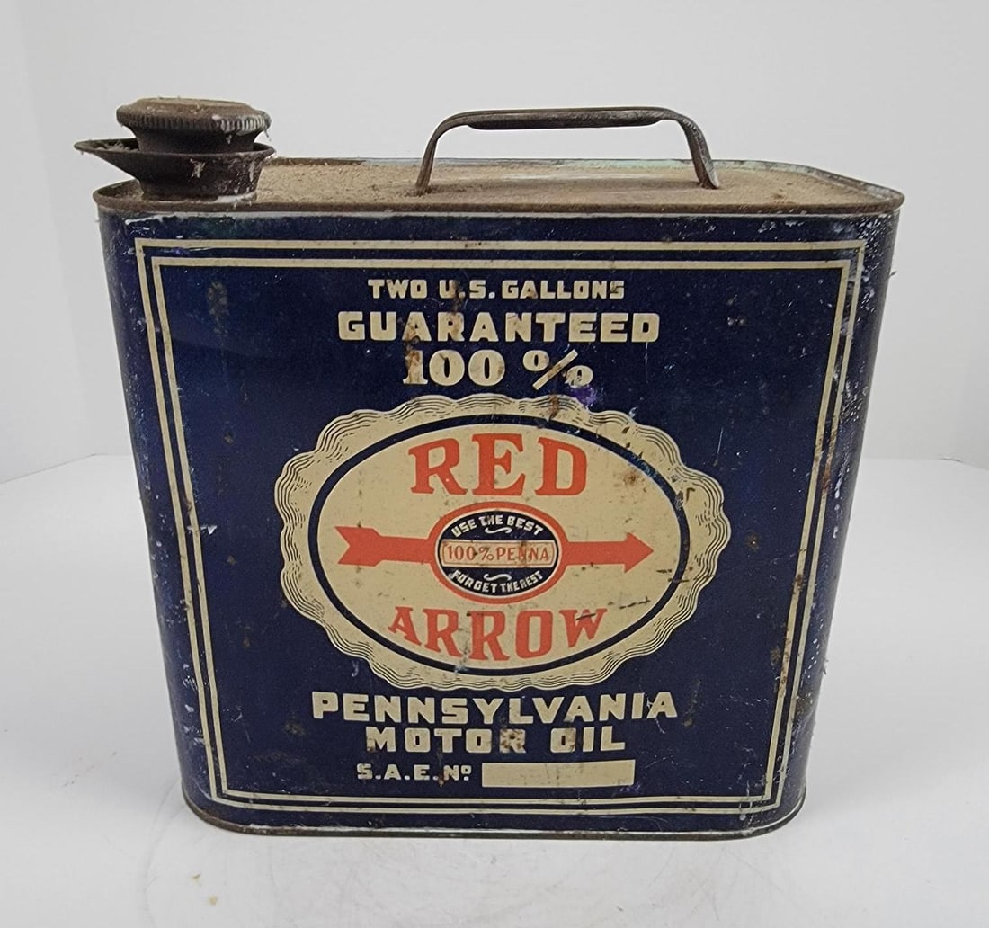 Red Arrow Motor Oil Two Gallon Can (1 of 4)