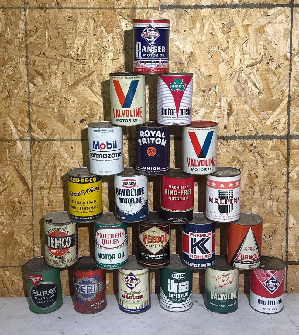 21-Different One Quart Round Metal Motor Oil Cans (1 of 5)