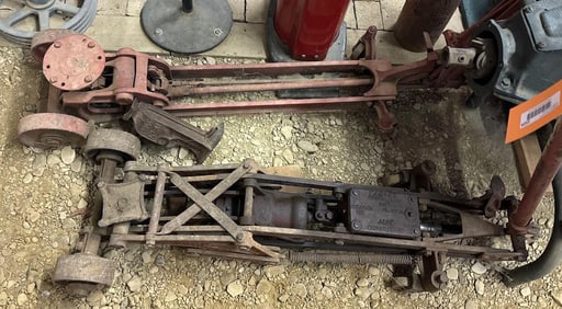2-Anitque Floor Jacks