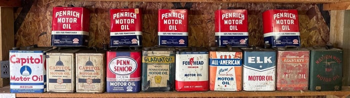 15 Two-Gallon Rectangle Metal Motor Oil Cans