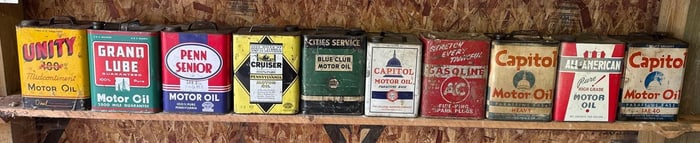 10 Two-Gallon Rectangle Metal Motor Oil Cans
