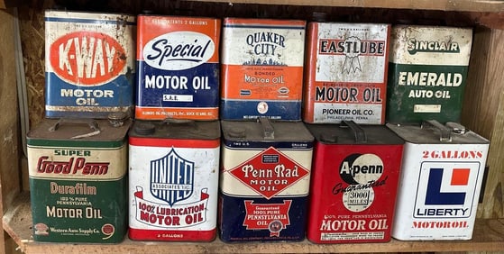 10 Two-Gallon Rectangle Metal Motor Oil Cans