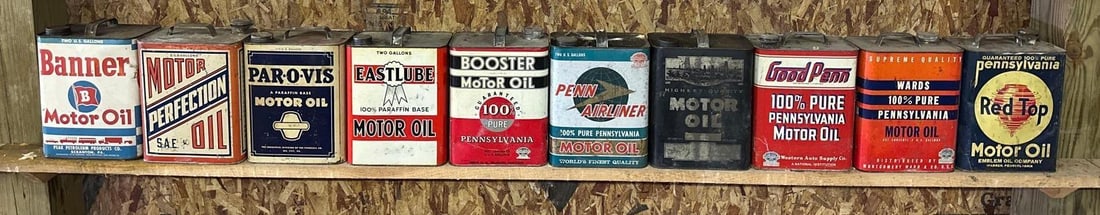 10 Two-Gallon Rectangle Metal Motor Oil Cans: rated 5 to 8, all are empty. This Lot must be picked up in Tidioute, PA on September 18 - 22.