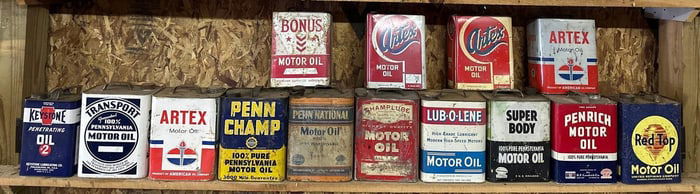 14 Two Gallon Rectangle Metal Motor Oil Cans