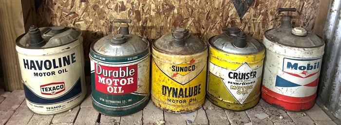 5-Five Gallon Round Metal Motor Oil Cans