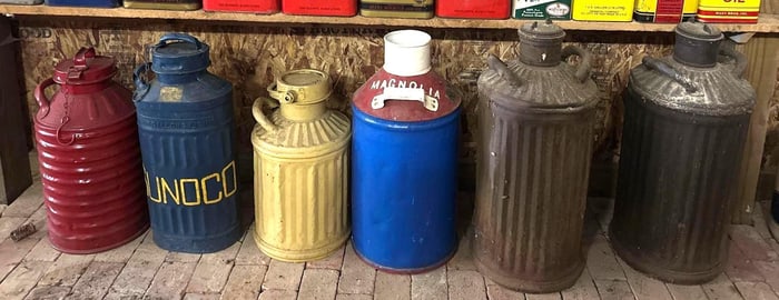 5 & 10 Metal Fuel Containers Sunoco, Magnolia and others
