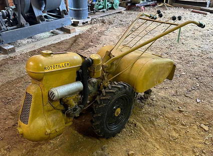 Frazier Rototiller: complete, nice rubber. This Lot must be picked up in Tidioute, PA on September 18 - 22.