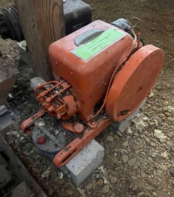 IH L 2.5 HP Engine